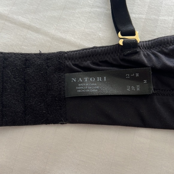 Natori feathers soft cup no wire Lacey plunge bra - Picture 5 of 5